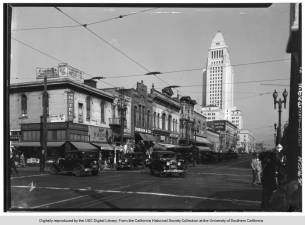 Street_view_of_Los_Angeles_City_Hall_sd